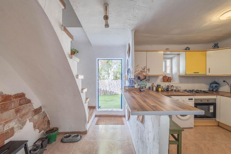 Foto b0a1ac0e-eca1-4745-a8dd-e326ea5f39d0. Casa adossada a Padul