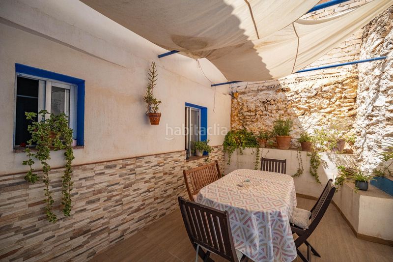 Foto bf27a9f6-bbd6-4324-b9d3-d82e720a156e. Casa adossada a Padul