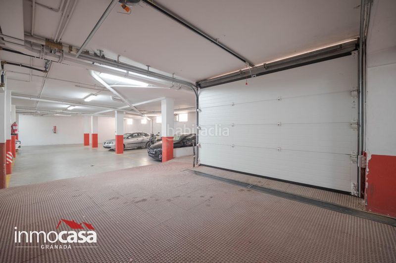 Foto ede995dd-7902-4d4b-abec-61ef0e25f9da. Pis amb aparcament a Padul