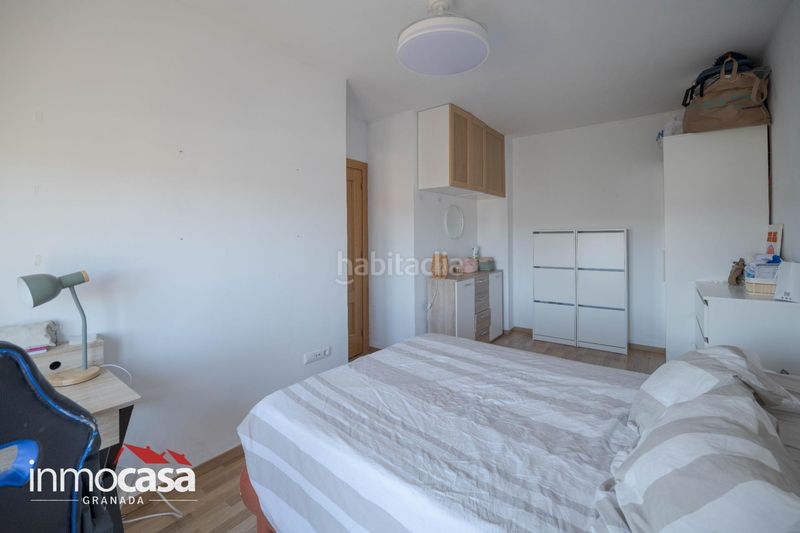 Foto f5b3d786-5dff-4b68-91c9-298c9e2d9646. Pis amb aparcament a Padul