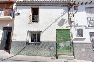 Semi detached house in Padul. Casa de pueblo en padul para reformar!!!