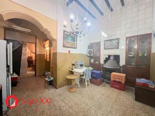 Maison à Centro. Descubre la casa de tus sueños en una ubicación privilegiada de
