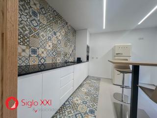Appartement à Piscinas. Bienvenido al espacio ideal para tu consulta médica, clínica den