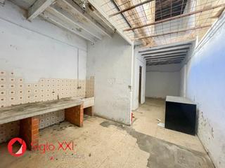 Casa a Centro. Bienvenido a esta casa lista para hacerla a tu gusto! en la plan