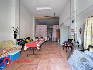 Local Comercial a Ensanche - Parque del Oeste. Descubre este acogedor y versátil local de 125m con todas las co