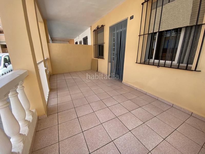 Foto 0aca62e5-548d-420d-9210-9233143f1af4. Piso pareado resta acogedora vivienda tiene 125 m2 y cuenta con la mejor orientación, este y oeste. al entrar encontramos un en Moncofa