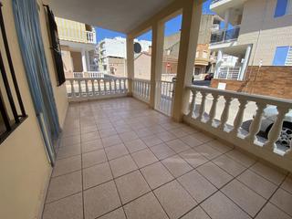 Appartement à Moncófar Playa. Pareado en moncofaresta acogedora vivienda tiene 125 m2 y cuenta
