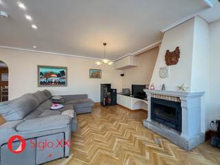 tic en Llombai. Atico en el centro de burrianadescubre la elegancia y comodidad