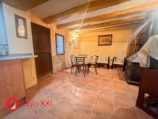 Casa en Benlloc. Encantadora casa en benlloch con doble acceso y diseo funcional