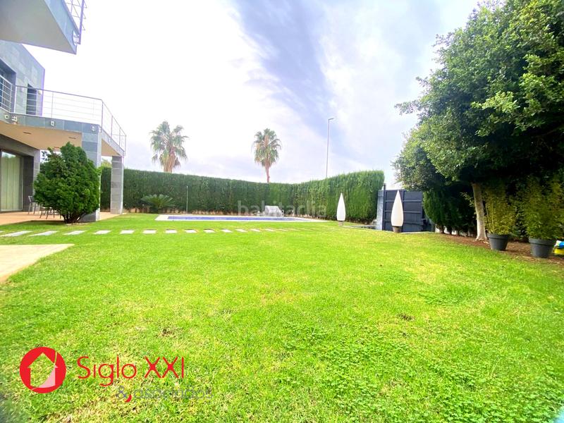 Foto 16a5f244-a29f-465a-a999-d203c4d43050. Chalet avec chauffage parking piscine dans Playa Burriana