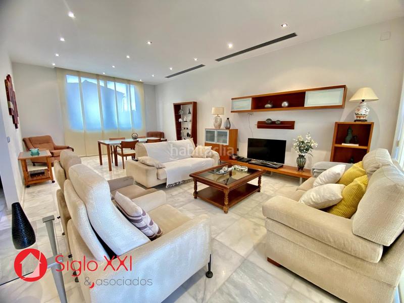 Foto 1fd3e644-a84e-4498-96db-6a520580b558. Chalet avec chauffage parking piscine dans Playa Burriana