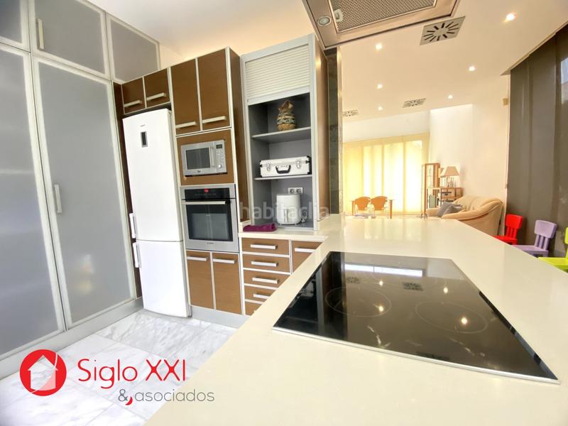 Foto 7cfe9ab2-b64f-4c7f-8129-59d1e20f4a5e. Chalet avec chauffage parking piscine dans Playa Burriana