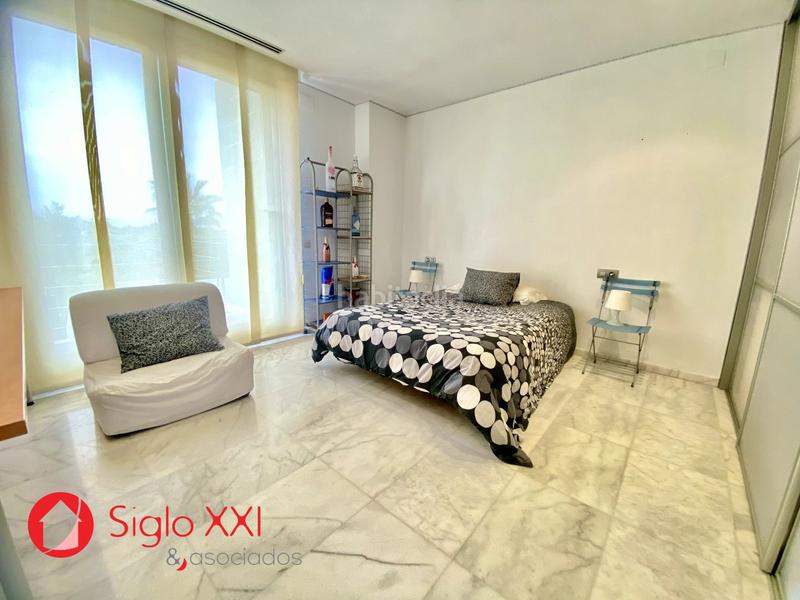 Foto 804c7a58-fbf6-471f-a675-d5301b092563. Chalet avec chauffage parking piscine dans Playa Burriana