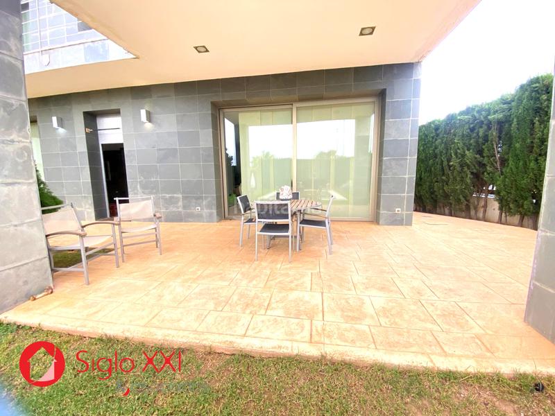 Foto 93500f80-d4b0-4a30-b43f-3dbf0ae170ba. Chalet avec chauffage parking piscine dans Playa Burriana