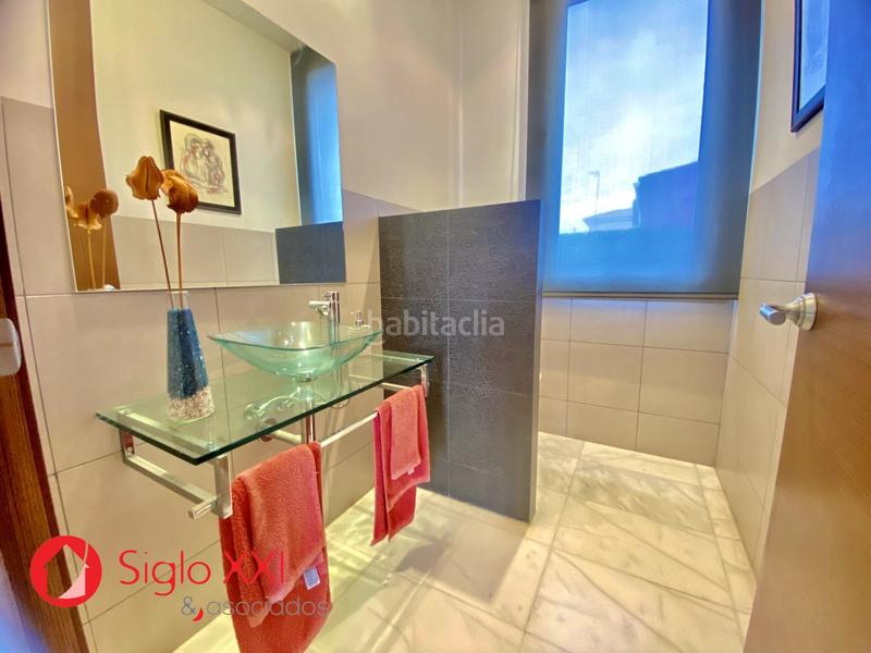 Foto b29e5d9d-586b-4943-95ac-edc1f4942c96. Chalet avec chauffage parking piscine dans Playa Burriana