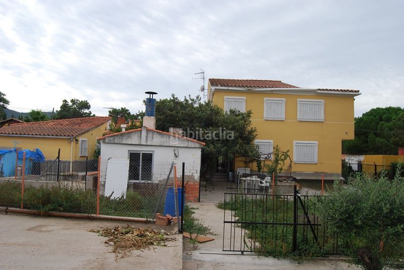 Foto 4993c55d-8ff1-4918-a49b-dd712dea503a. Xalet amb calefacció aparcament piscina a Pobla Tornesa (la)