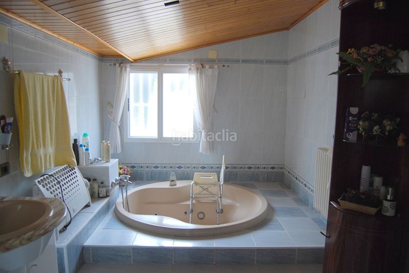 Foto a1d9199a-32b6-4512-a58e-8ccf7a4072c4. Xalet amb calefacció aparcament piscina a Pobla Tornesa (la)