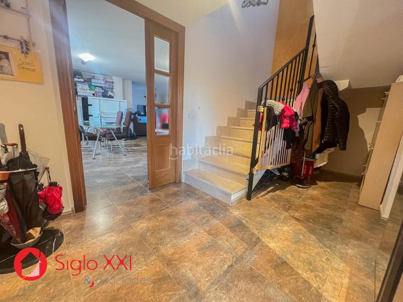 Foto 04ed2447-dde4-46aa-b9c5-270ae0f63fce. Chalet  descripción general este magnífico chalet, edificado en 2005, se sitúa en una parcela de 1000 metros cuadrados, en Borriol