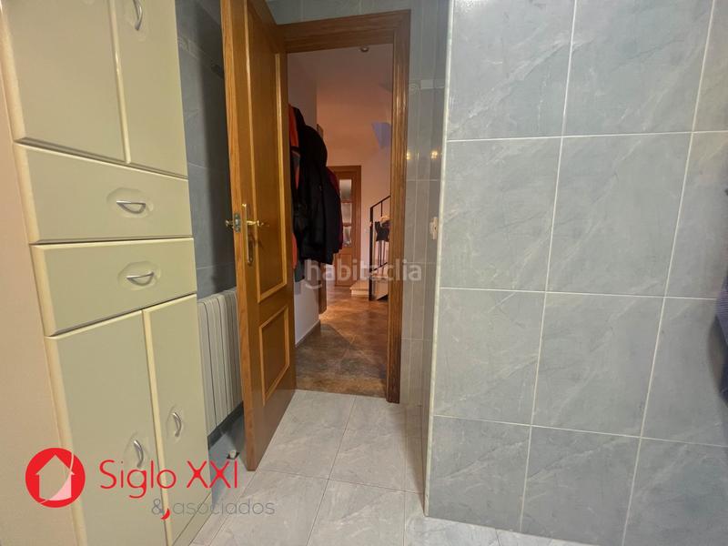 Foto 29b718b9-a2b1-47e1-9256-6b6f52c0279a. Chalet  descripción general este magnífico chalet, edificado en 2005, se sitúa en una parcela de 1000 metros cuadrados, en Borriol