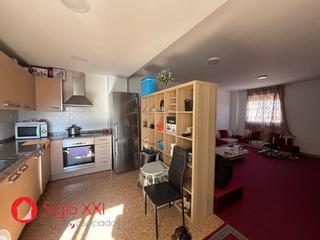 Appartement à Centro. Unicamente se compra a modo de inversiónpiso de dos habitaciones