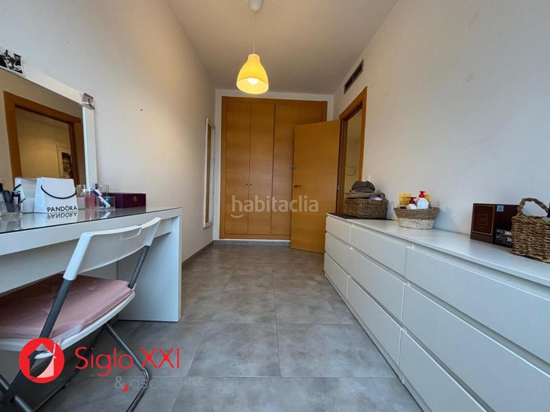 Foto ba2797ab-19ec-4e61-b9eb-86c6ef0fe5e5. Appartamento con parcheggio in Avenida Alemania-Italia Villarreal / Vila - real