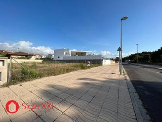 Terreno residencial en El Grao. No dejes pasar esta oportunidad única de convertirte en el orgul