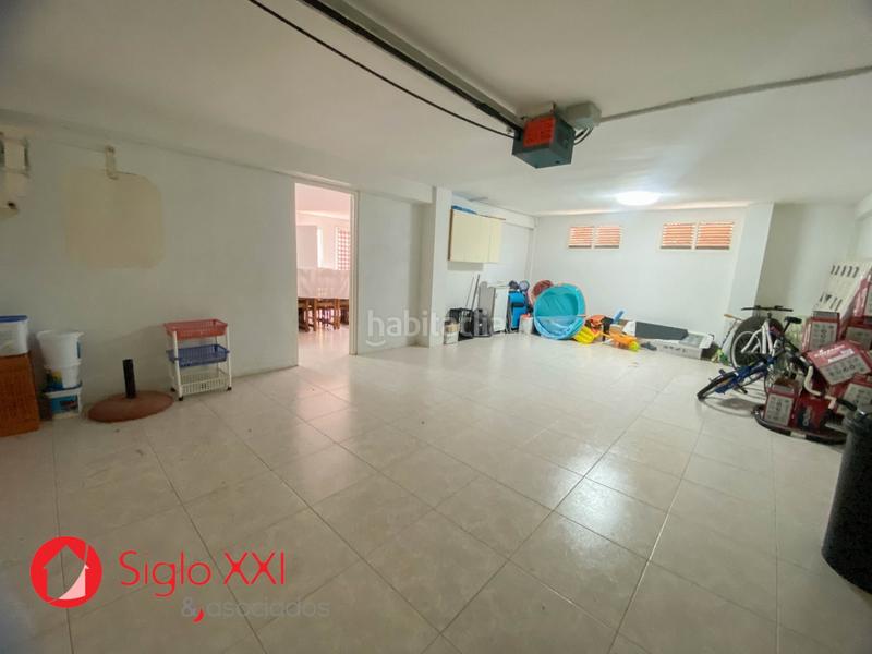 Foto 0bc5d3ac-c7ca-4728-8e90-555f7411c01d. Chalet descubre la majestuosidad de este chalet excepcional, situado en una parcela de 1844 m2 que se presenta como un verdadero paraíso. en Benicasim / Benicàssim