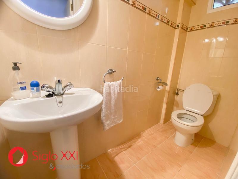 Foto 6e902208-327d-4d9d-94ac-7d289facc870. Chalet descubre la majestuosidad de este chalet excepcional, situado en una parcela de 1844 m2 que se presenta como un verdadero paraíso. en Benicasim / Benicàssim