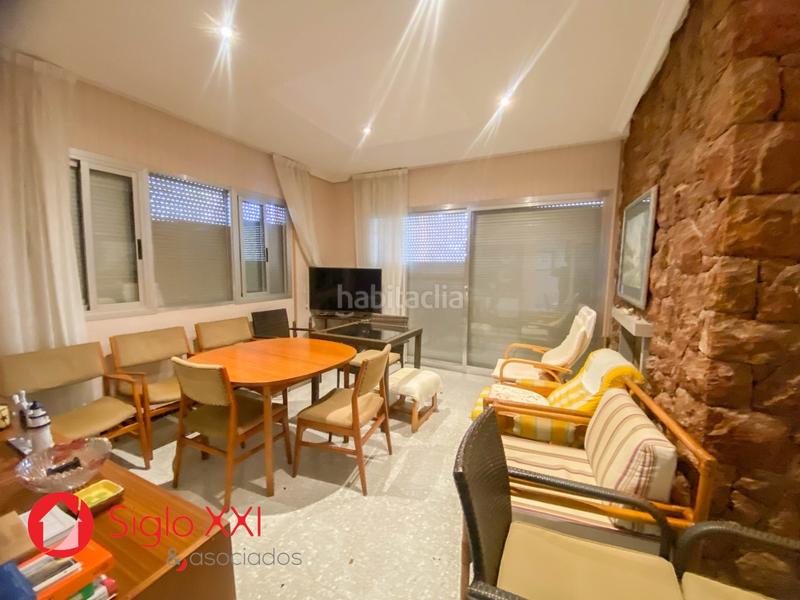 Foto d57c4669-8480-4c04-ae30-a6dbe99b3964. Chalet descubre la majestuosidad de este chalet excepcional, situado en una parcela de 1844 m2 que se presenta como un verdadero paraíso. en Benicasim / Benicàssim
