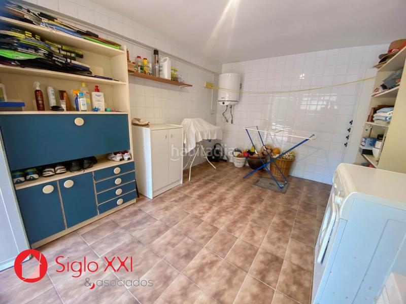Foto e1653f0a-7255-445a-9ba2-204be43df38b. Chalet descubre la majestuosidad de este chalet excepcional, situado en una parcela de 1844 m2 que se presenta como un verdadero paraíso. en Benicasim / Benicàssim
