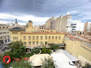 Appartamento in Casco Histórico. Bienvenido a la joya del centro de castellón! este impresionante