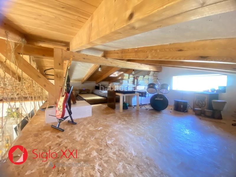 Foto 0b59b797-6e22-445e-ac51-427a573ace62. Chalet avec chauffage parking piscine dans Onda