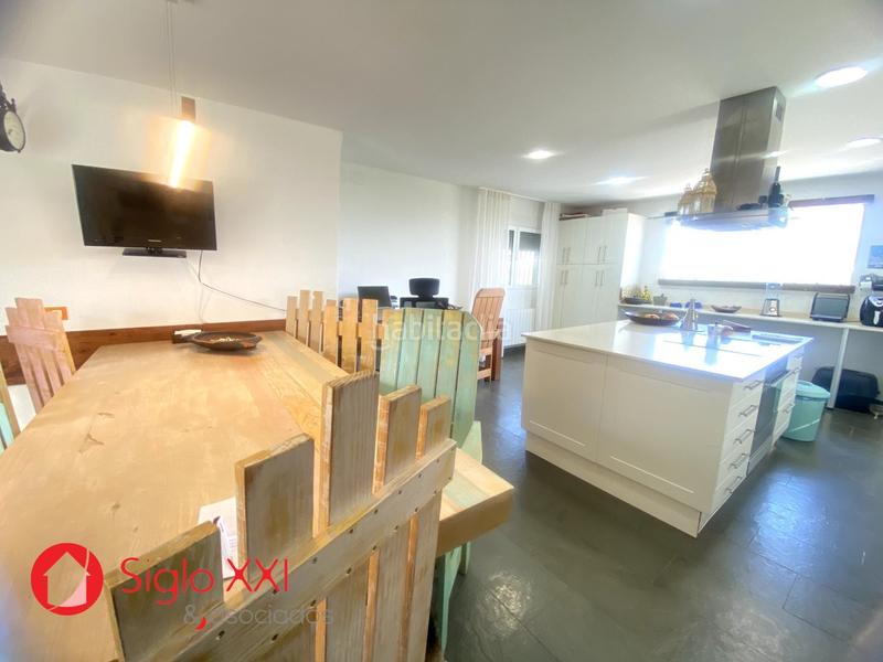 Foto da4253c3-8550-4e07-84ab-f89a3d6a4943. Chalet avec chauffage parking piscine dans Onda