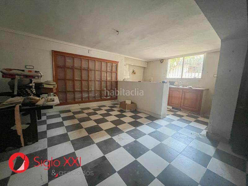 Foto bf55fc75-ba48-40e4-b9e3-3edc1eb85551. Chalet with parking pool in Ciutat del Transport - La Salera Castellón de la Plana