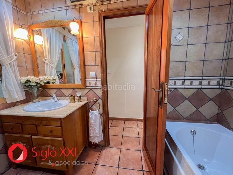 Foto 39185781-4cef-4257-8eae-3bf7e92abc8b. House with heating parking in Madrigal Villarreal / Vila - real