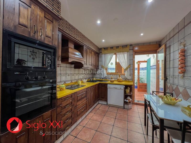 Foto 4f4c99e6-b9ec-4684-a8b4-325076cd2d81. House with heating parking in Madrigal Villarreal / Vila - real