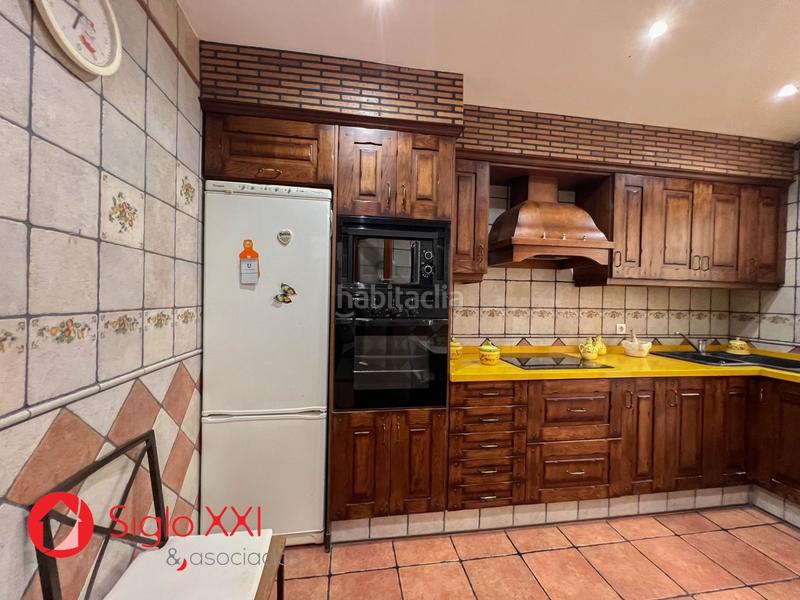 Foto cad825a9-204f-405b-98e7-f47ef3c652bd. House with heating parking in Madrigal Villarreal / Vila - real