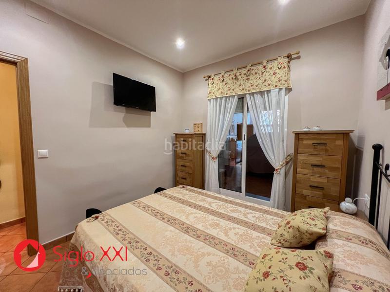 Foto d6dcb8ac-37ce-4525-bf0c-c9a47d42a017. House with heating parking in Madrigal Villarreal / Vila - real