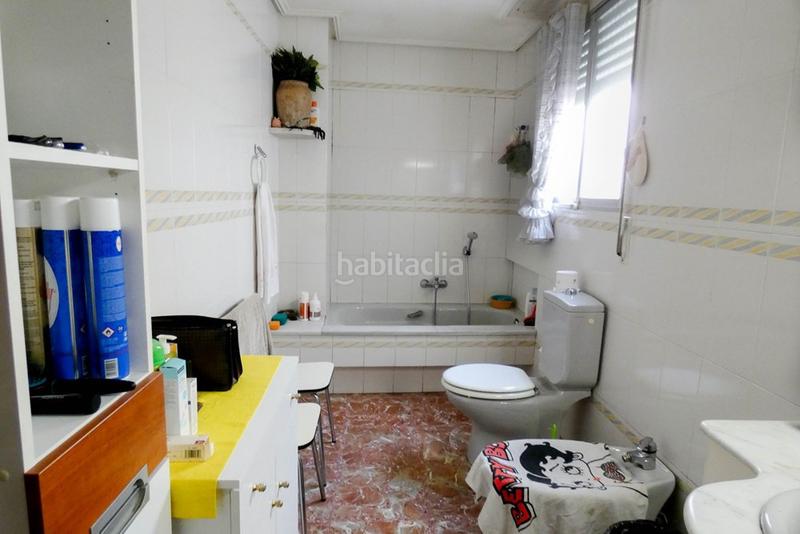 Foto e2d6f462-4e59-4189-b664-d5cbbc0ca92a. Haus mit heizung in Centro Villarreal / Vila - real