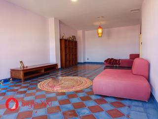 Appartement à Alquerías del Niño Perdido. Piso con grandes espacios, cuatro habitaciones con armarios empo