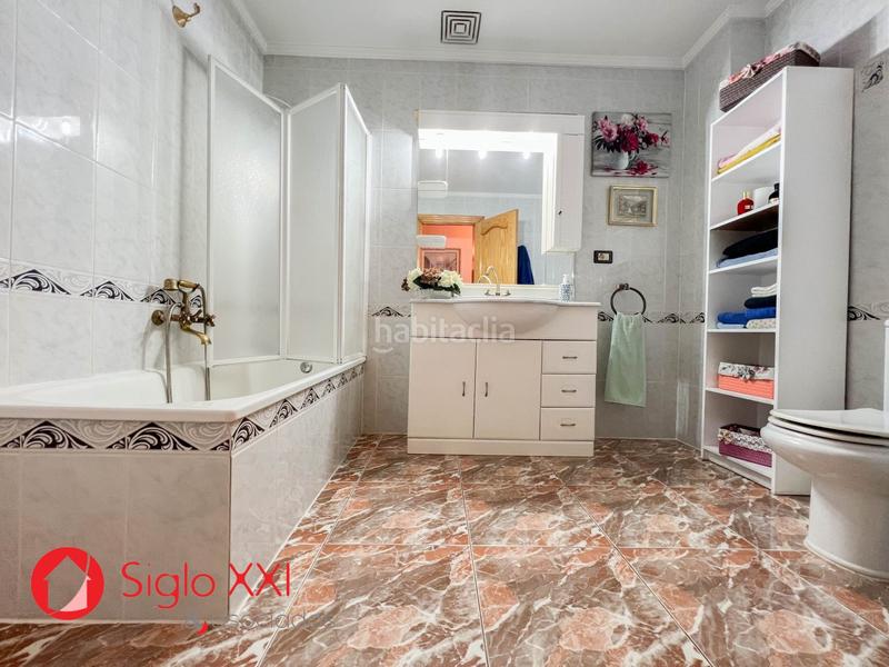 Foto 6717ab9d-3759-41c6-ad73-f0bd760be8a8. House with heating parking in El Pilar Villarreal / Vila - real