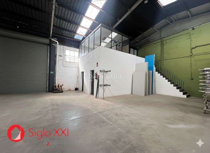Foto 69b8f982-3f98-4922-bf7b-a19612e9e8e9. Industrial building in Avenida Alemania-Italia Villarreal / Vila - real