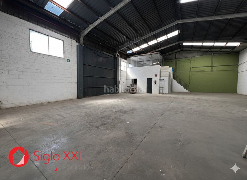 Foto cb217f68-2602-4a8d-a577-904675d3b3b0. Industrial building in Avenida Alemania-Italia Villarreal / Vila - real