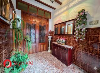 Haus in El Pilar. Casa en vilareal de tres plantasplanta bajaentrada con recibidor