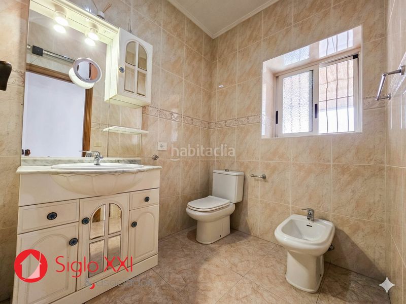 Foto b125236d-6df2-4562-a32d-7344faaa6d94. Casa amb calefacció a Llombai Burriana