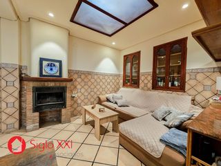 House in Llombai. Descubre esta acogedora casa independiente de una sola planta, d