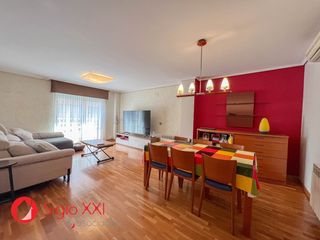 Pis a El Pilar. Un piso amplio y muy luminoso que destaca por una distribución c