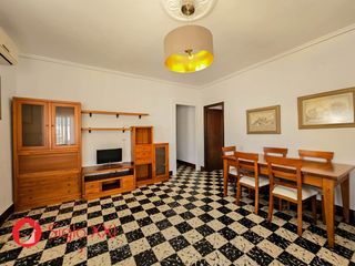 Etagenwohnung in Llombai. Piso luminoso y reformado en pleno centro de burriana  listo par