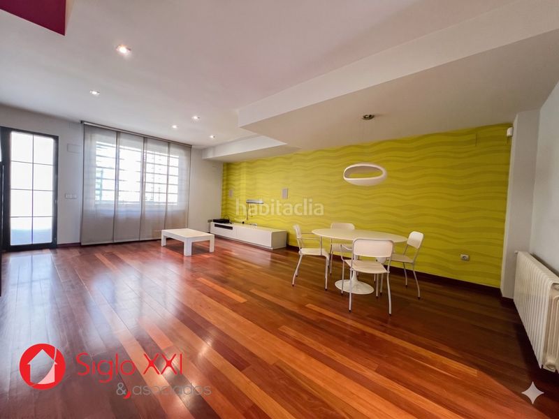 Foto f2eac0b7-e5ce-4bcc-bcae-75f54a153f96. Casa adossada amb calefacció a Casco Antiguo-Darremur Almazora / Almassora