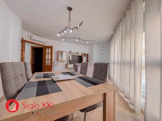 Affitto Appartamento in Piscinas. Piso en alquiler amplio, luminoso y perfectamente distribuido, i